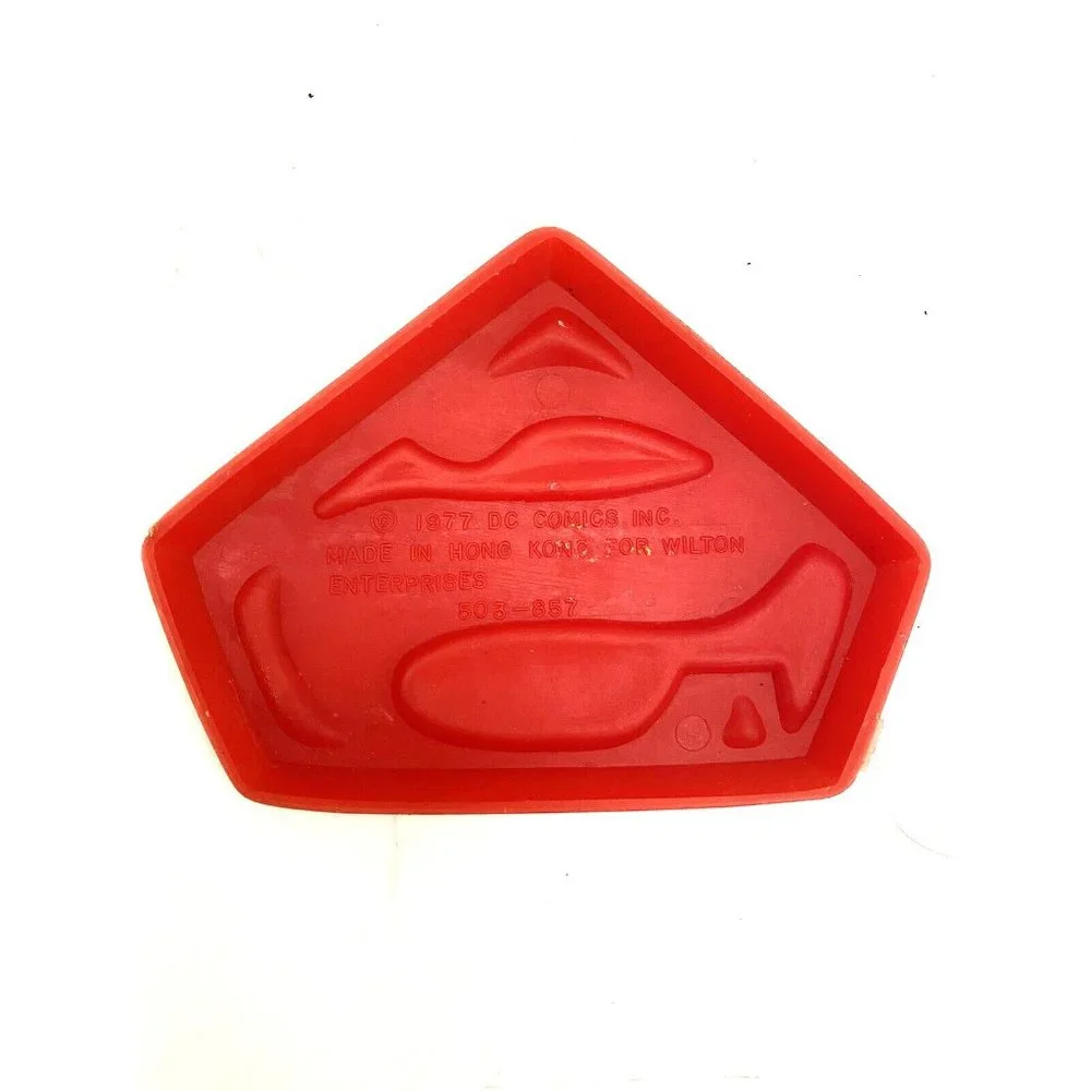 Vintage 1977 Wilton DC Comics Superman Face Plastic Cake Toppers S Symbol Duo